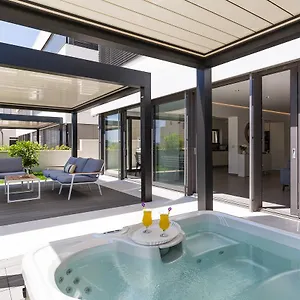 Apartment Shell Luxury Residences With Pool And Whirlpool, Zadar